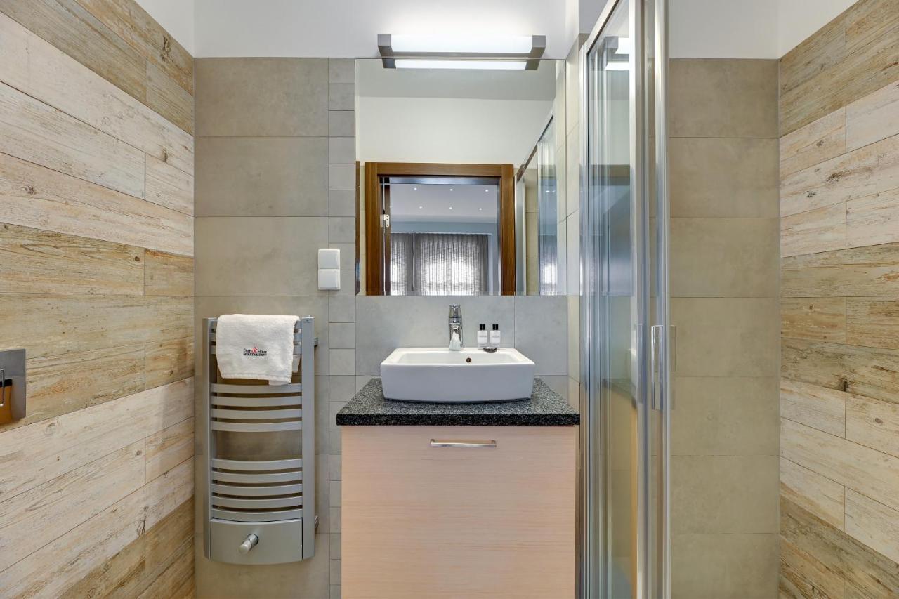 Dom & House Apartments - Old Town Tobiasz Residence Gdansk Luaran gambar